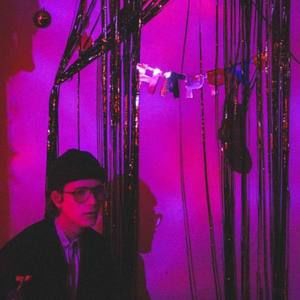 Meet your Posher, Isaac